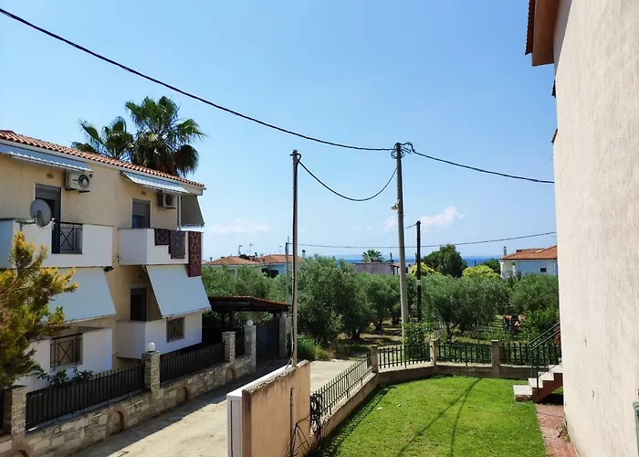 Greca Mare-Traditional Greek Boutique Apt.